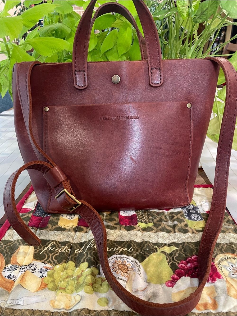 Portland Leather Crossbody Tote